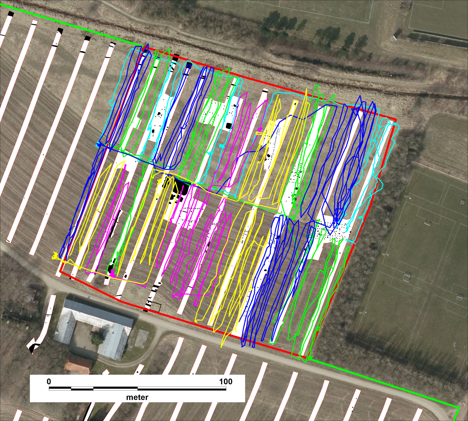 Metaldetektorernes GPS viser på et oversigtskort over området hvor der er blevet afsøgt.